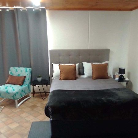 Granite Belt Cabins Hotel Stanthorpe Bagian luar foto