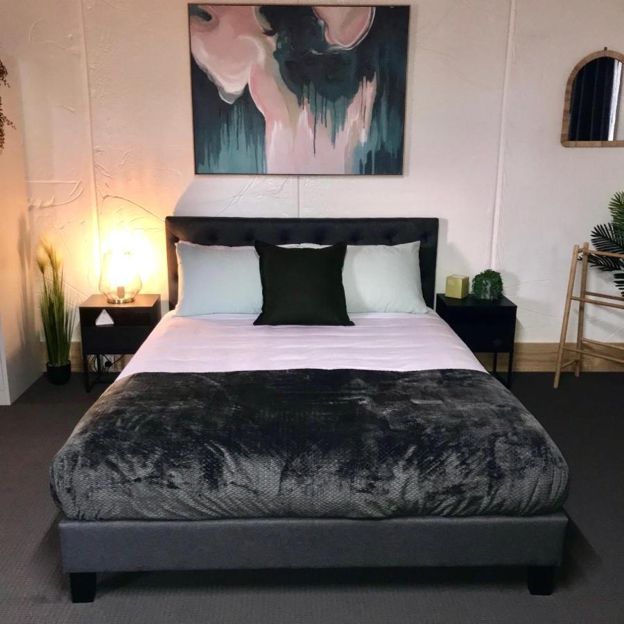 Granite Belt Cabins Hotel Stanthorpe Bagian luar foto